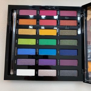 Urban decay full spectrum eyeshadow nwt